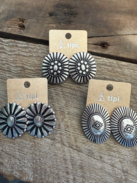 Round Stud Earrings